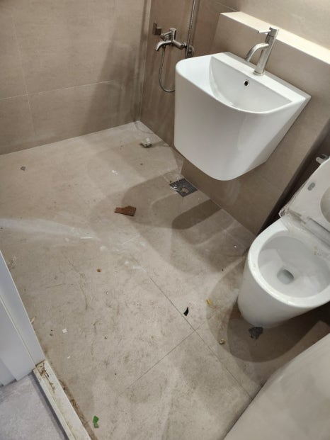 부산 사하구 부신리모델링청소 다대동 오전 8시부터 밤 12시까지 걸린 롯데캐슬몰운대 40평 현장 리모델링 후 입주청소 시공 사진